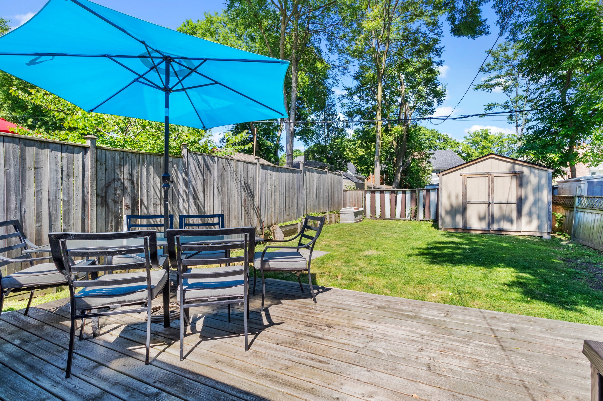 425 Rhodes Ave, Toronto, ON M4L 3A6 REALPix Interior & Real Estate