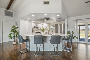 Island with bar seating