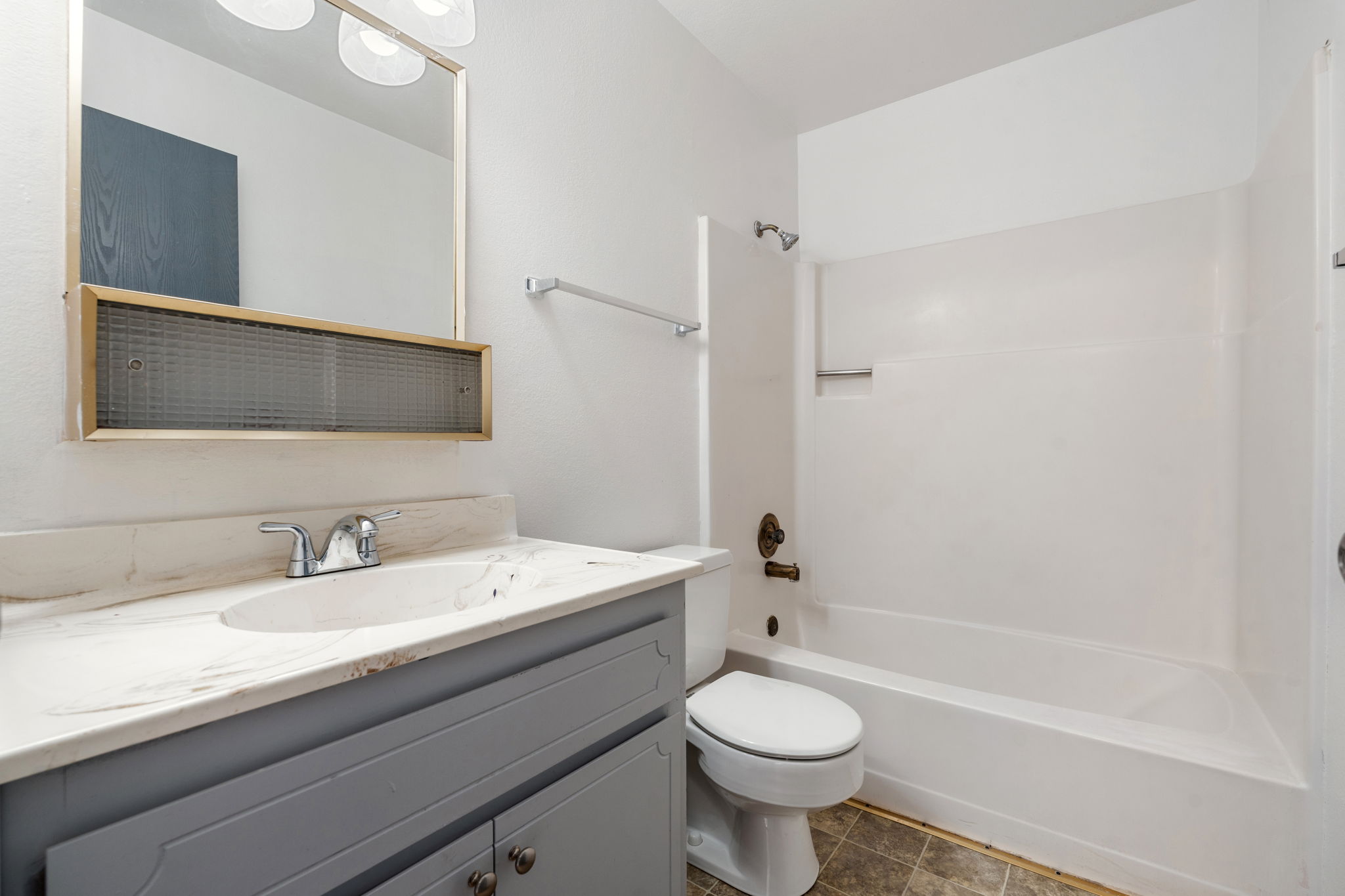  Photo 36