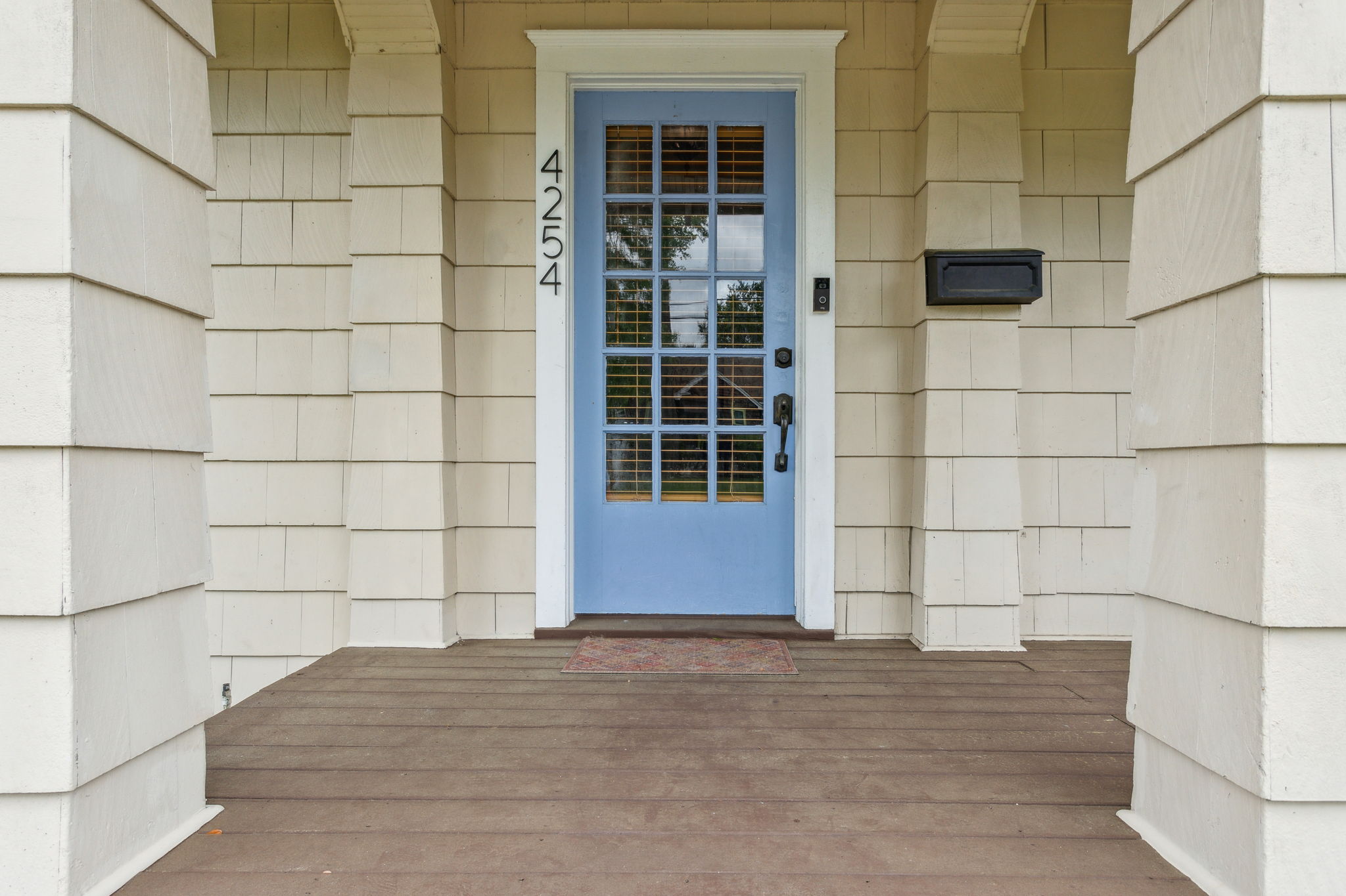 Front Entry Detail