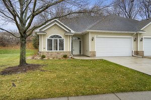 4257 Priorwood St SE, Prior Lake, MN 55372, USA Photo 1