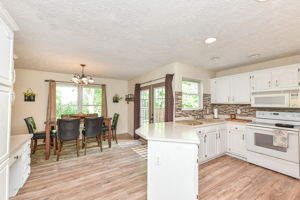 Breakfast Room & Kitchen