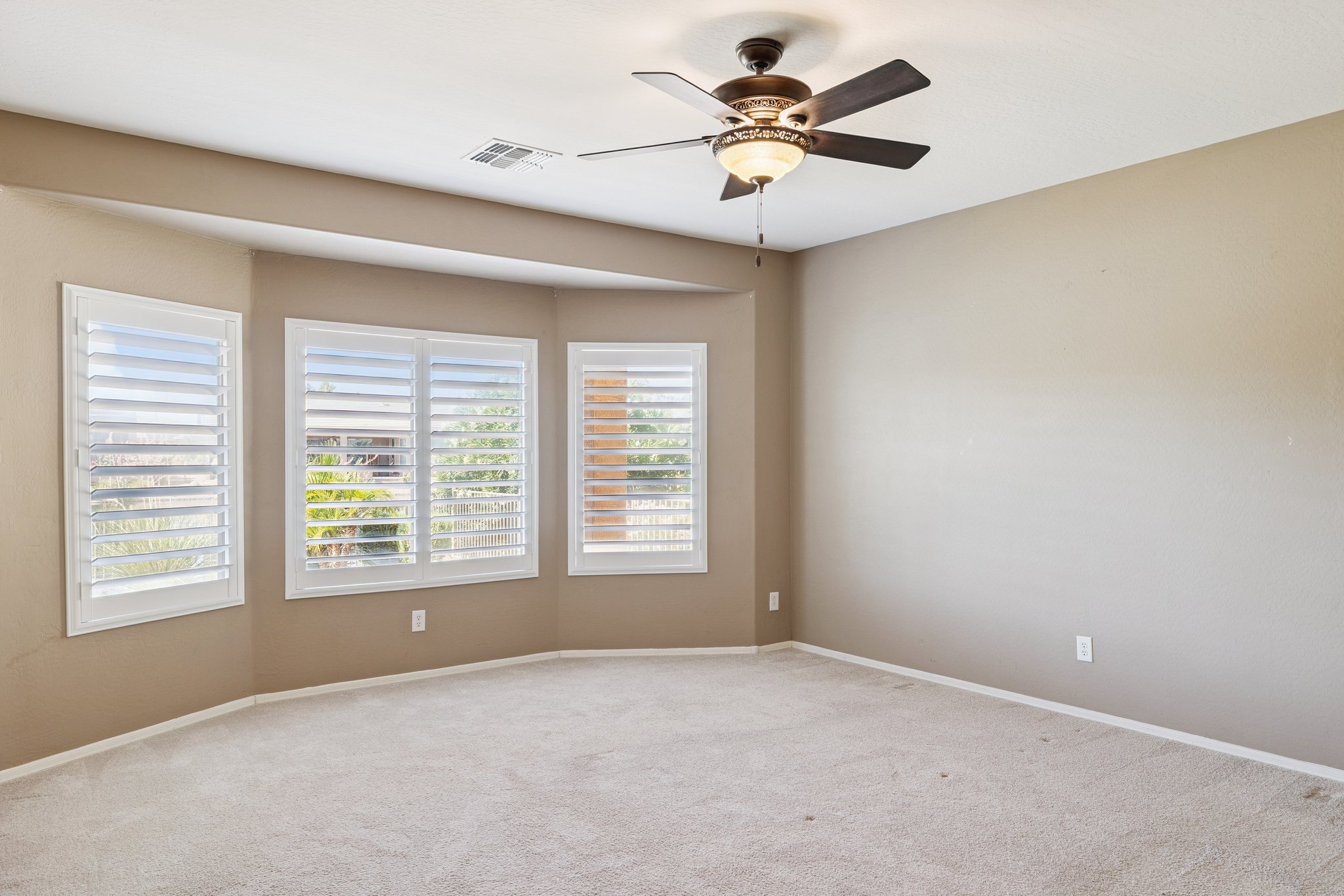 42575 Abbey Rd - 015.jpg
