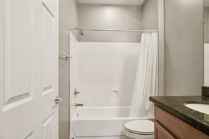 42575 Abbey Rd - 026.jpg