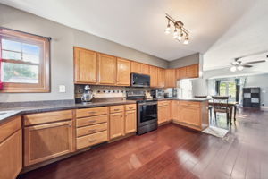 Kitchen has ample cabinet and counter space
