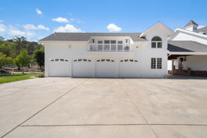 4 car garage