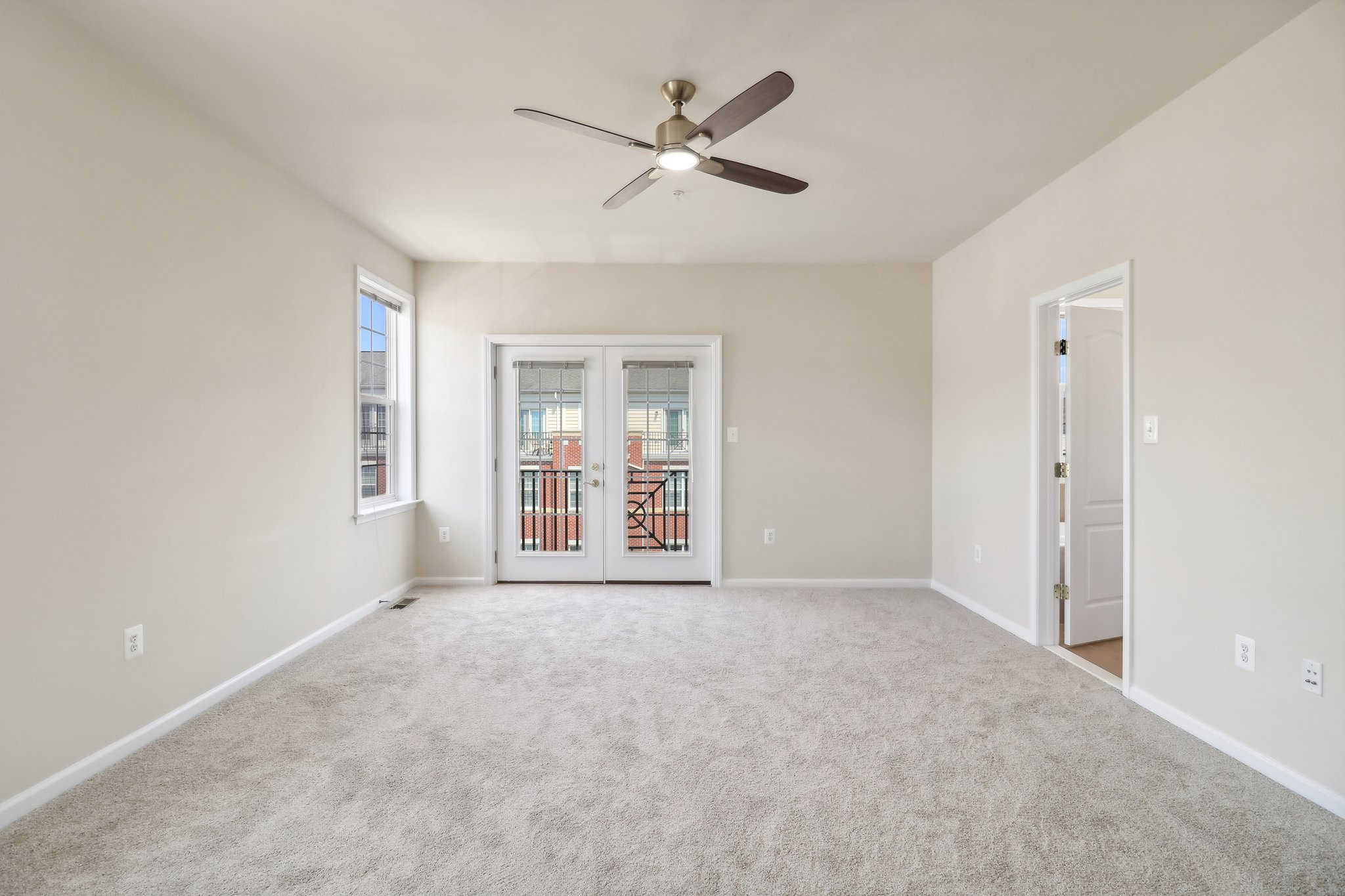 Hollyhock Terrace-039.jpg