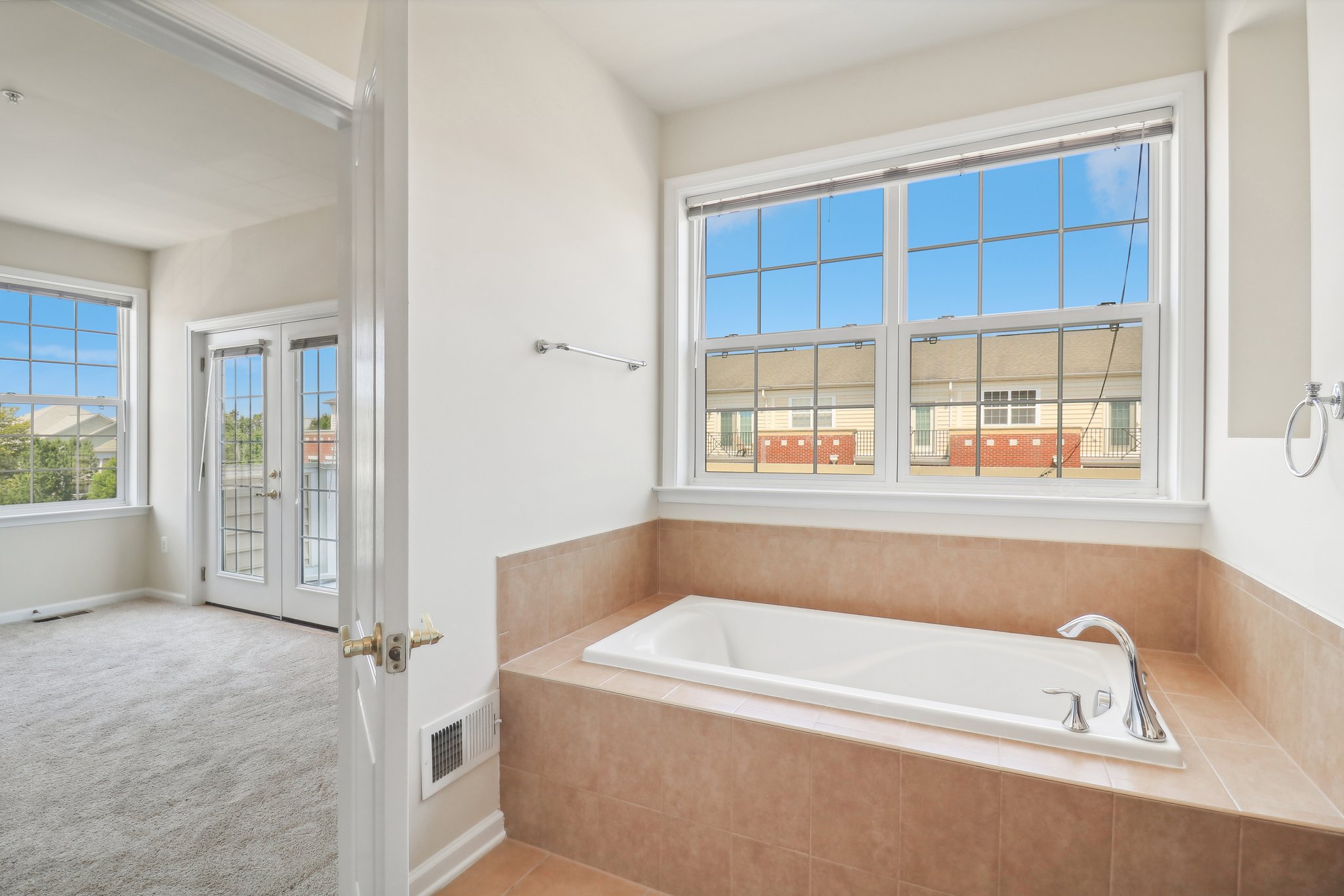 Hollyhock Terrace-042.jpg