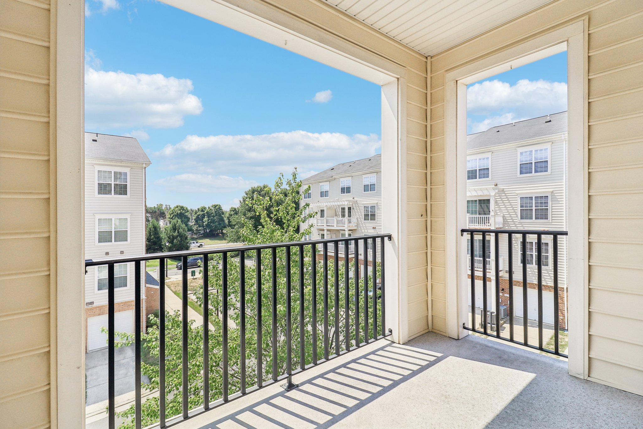 Hollyhock Terrace-055.jpg