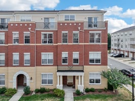 Hollyhock Terrace-069.jpg