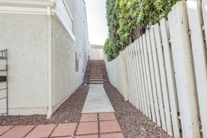  Photo 35