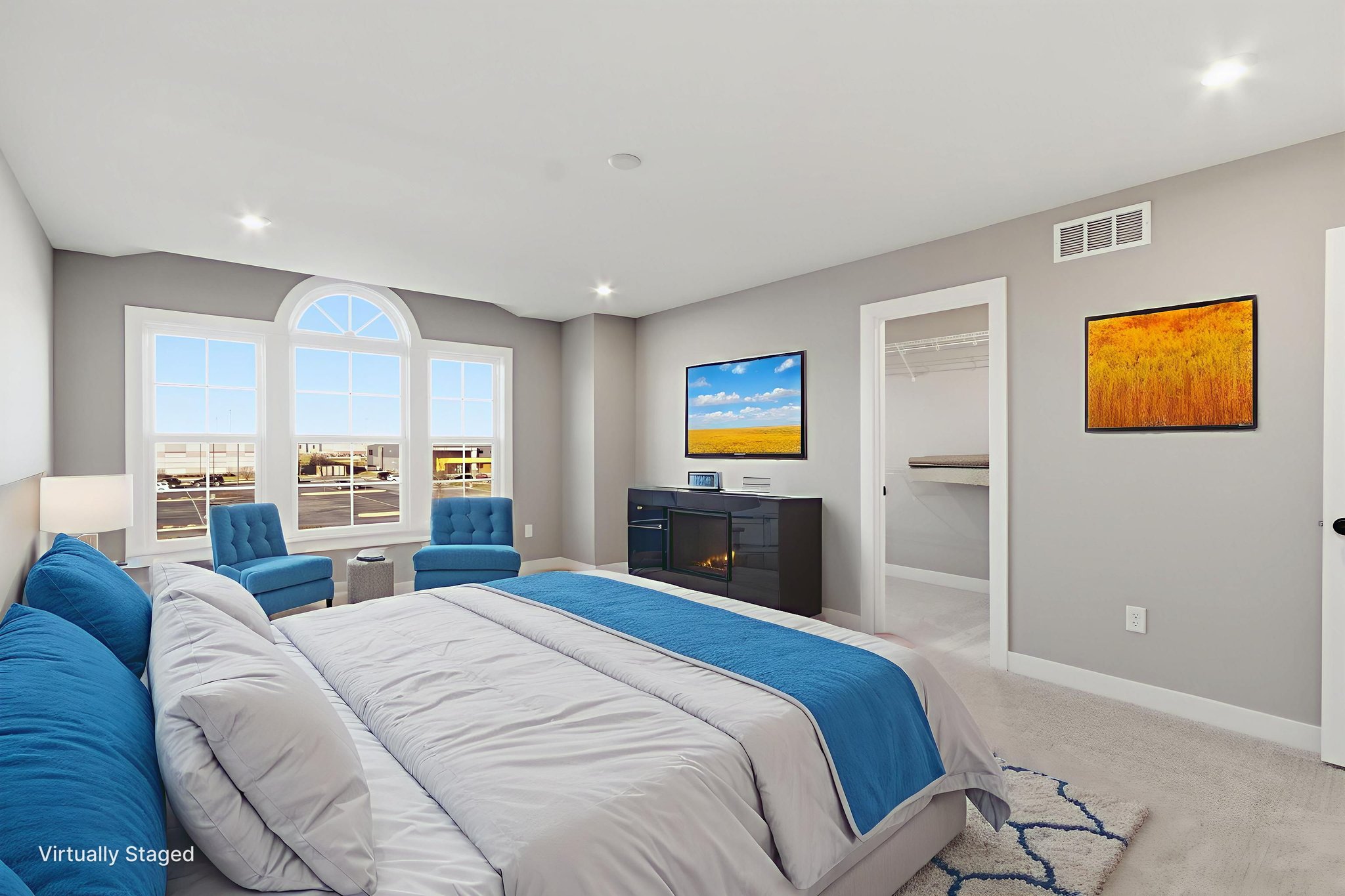 IMG_4048 virtually staged.jpeg