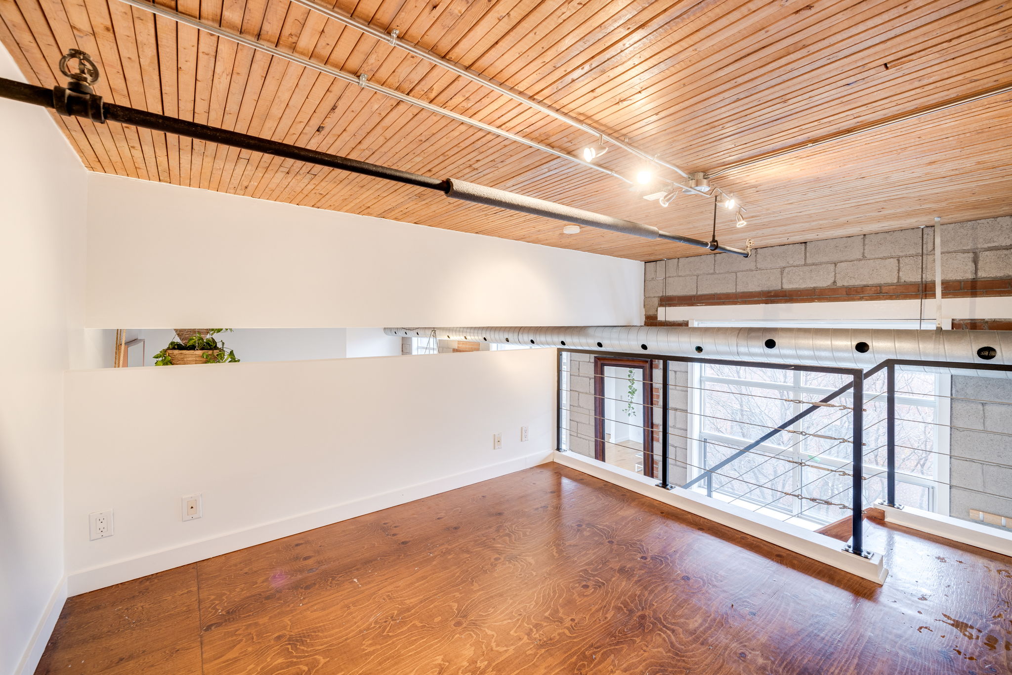 Toronto property showcase — delivered property photograph 23