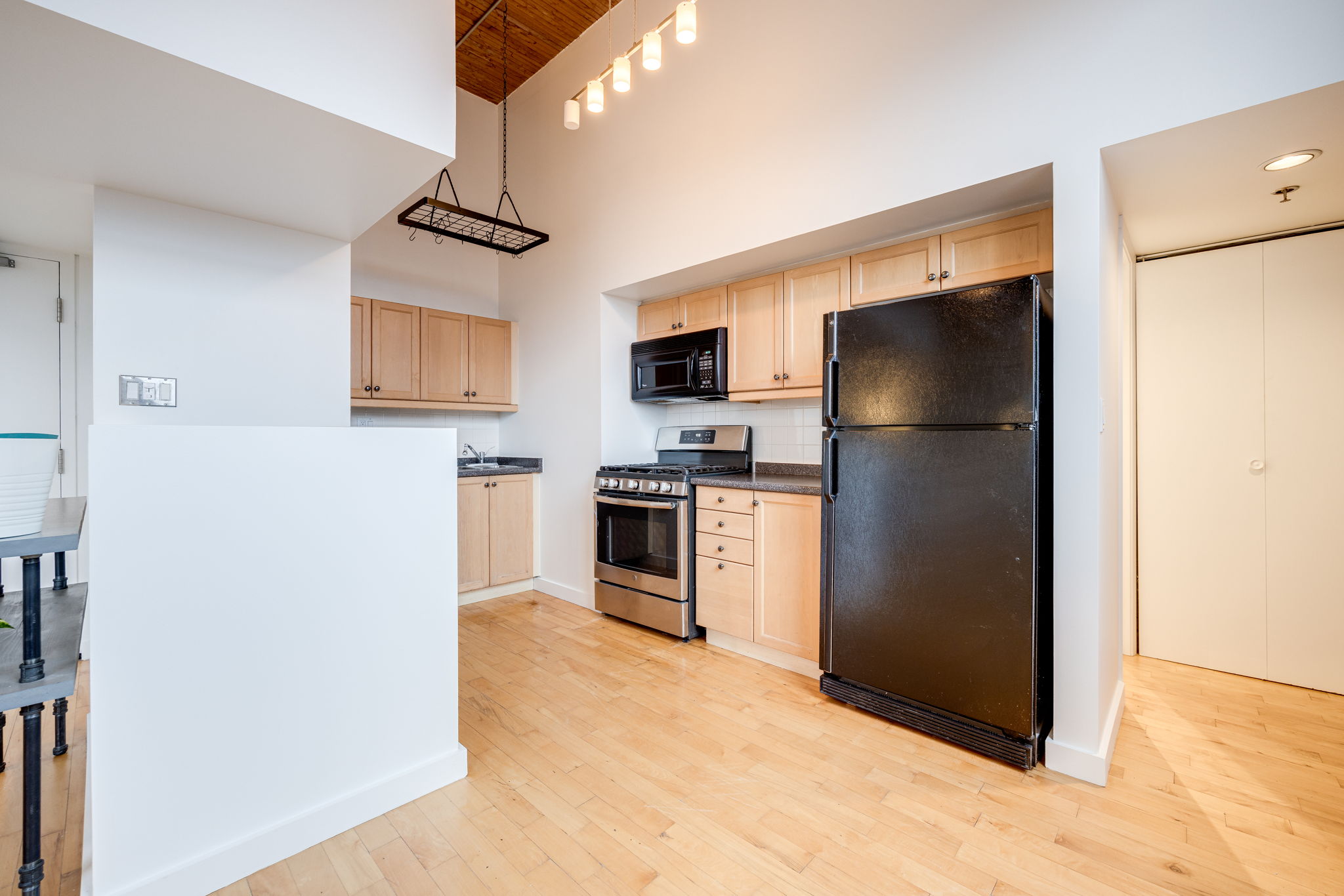 Toronto property showcase — delivered property photograph 11