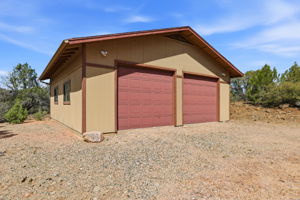 Detached Garage