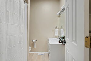  Photo 38