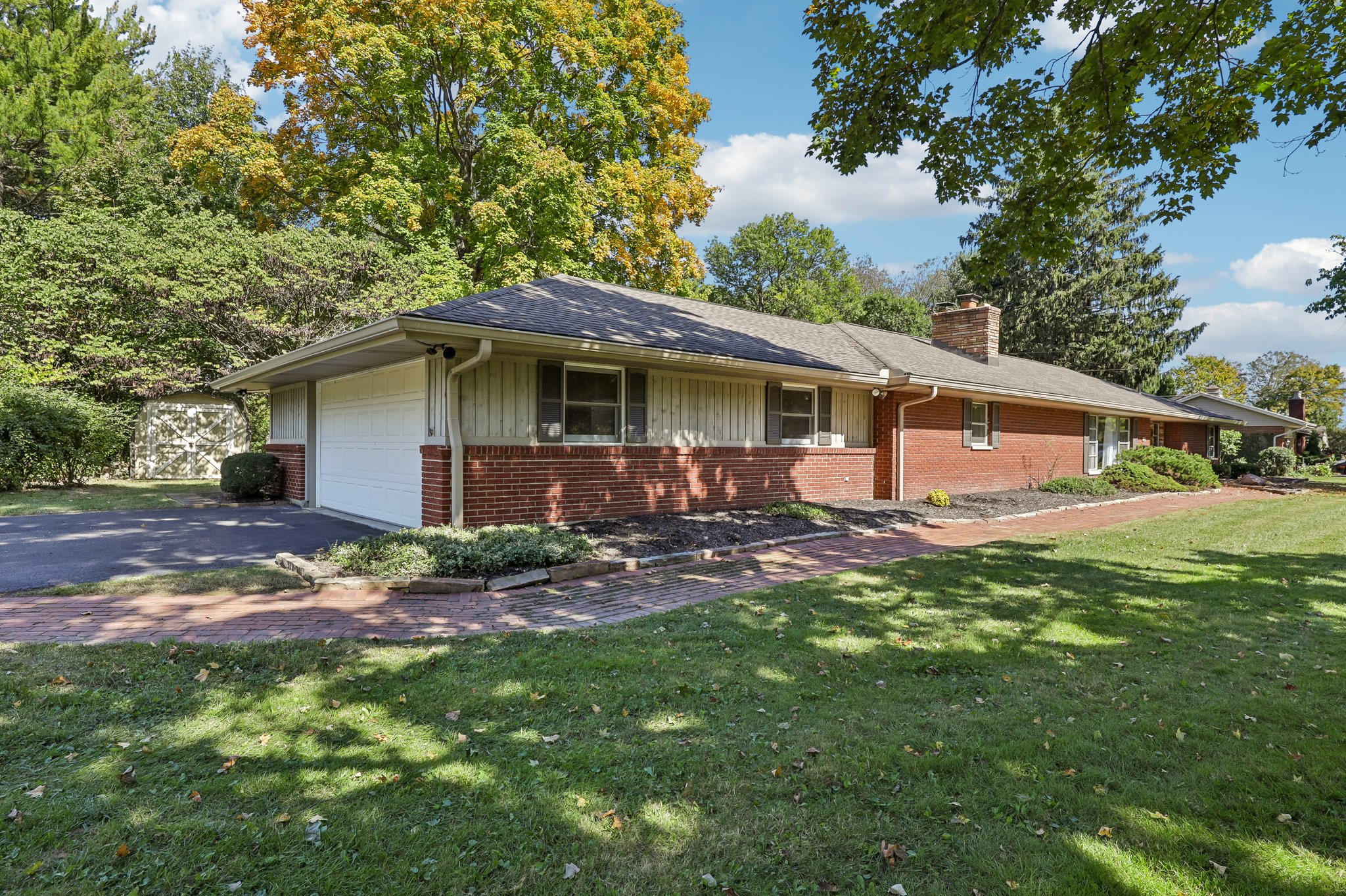 Wood Acre Dr-S0810-003 (2).jpg