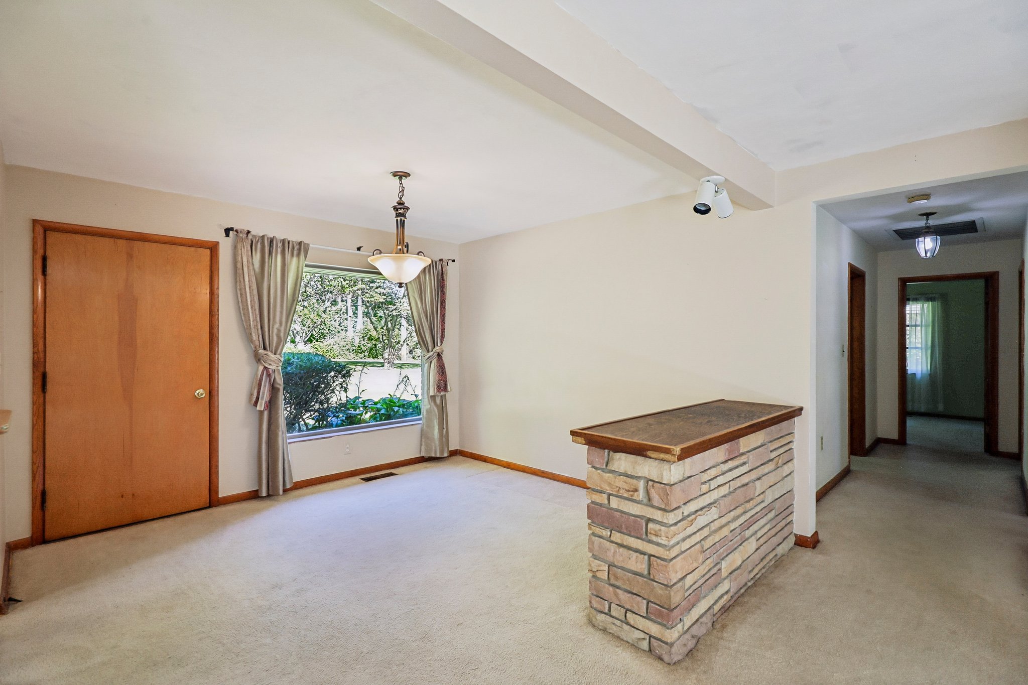Wood Acre Dr-S0810-011.jpg