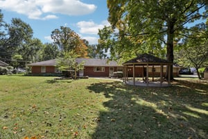 Wood Acre Dr-S0810-053.jpg