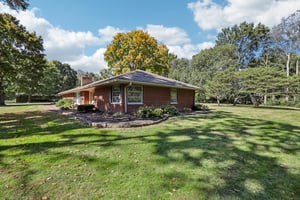 Wood Acre Dr-S0810-057.jpg