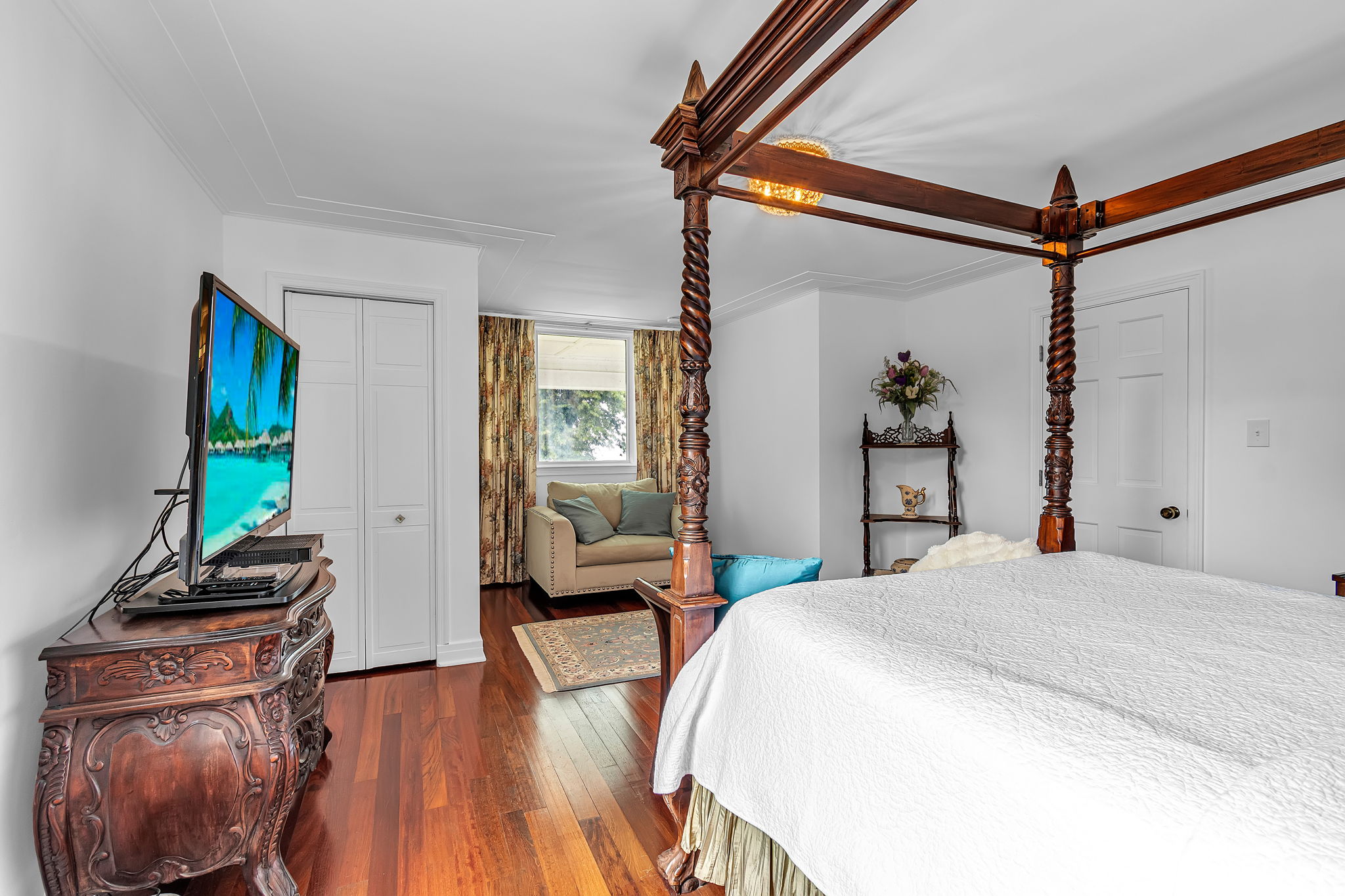  Photo 68