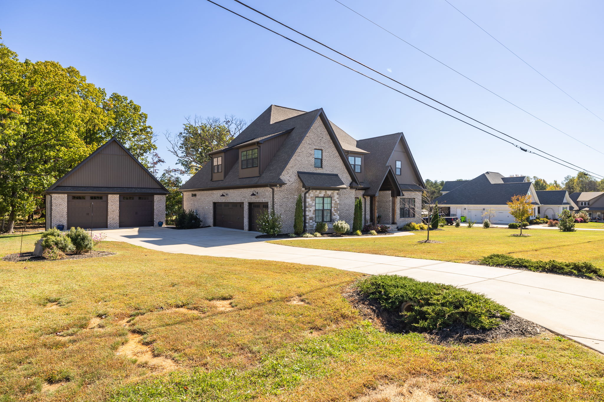 4262 Bridgehead Rd-3