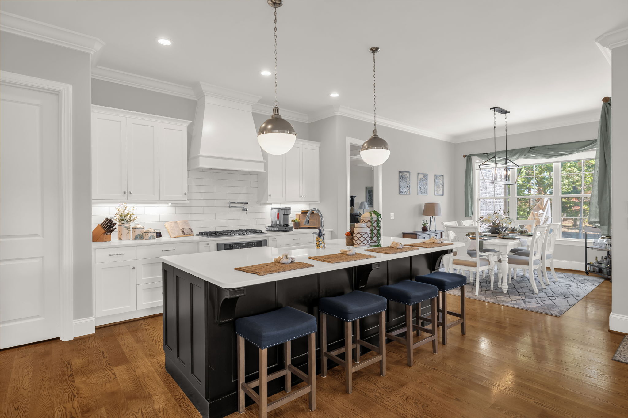 4262 Bridgehead Rd-15