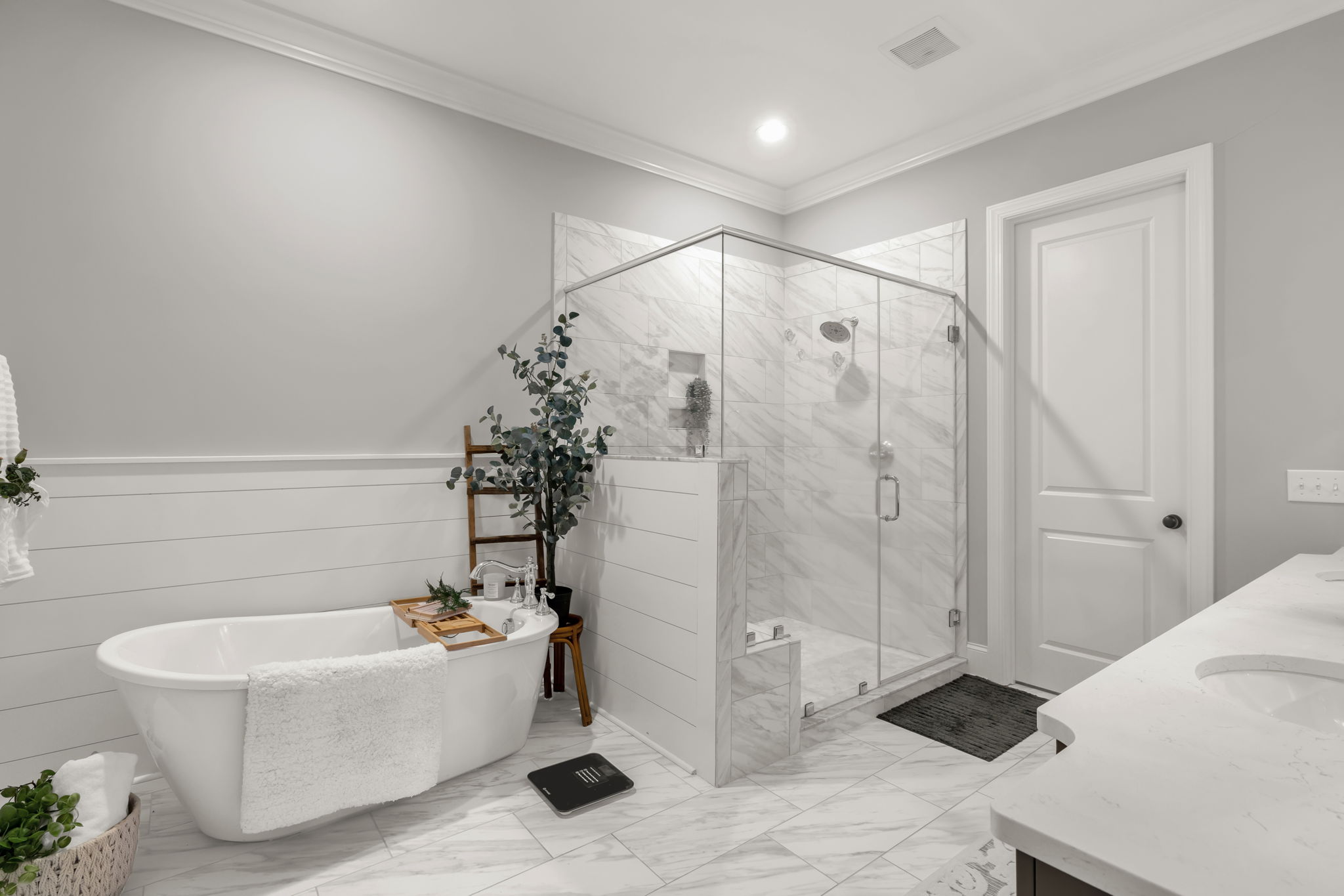 4262 Bridgehead Rd-25
