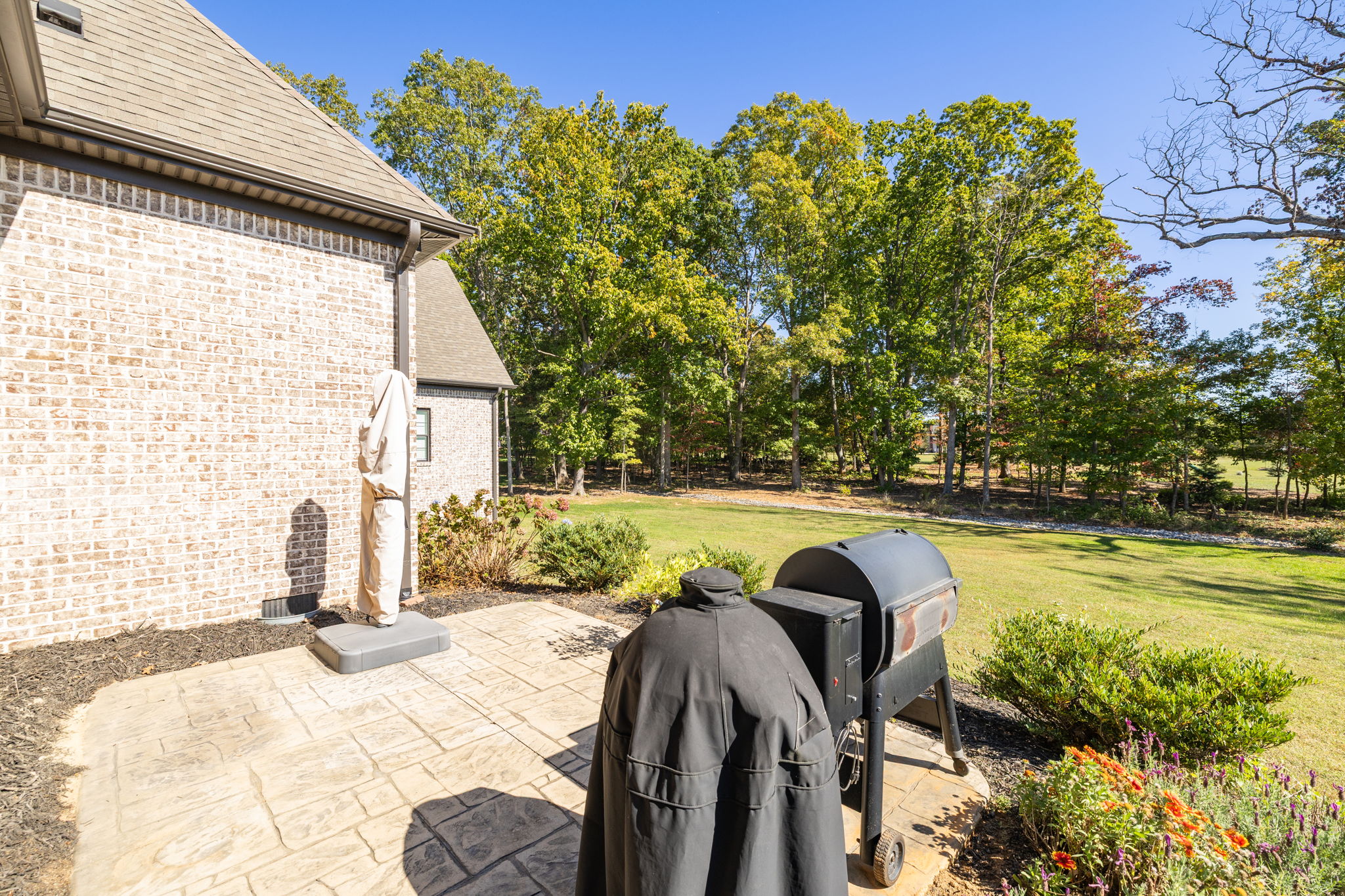 4262 Bridgehead Rd-49