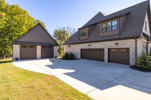 4262 Bridgehead Rd-4