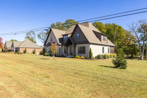 4262 Bridgehead Rd-5