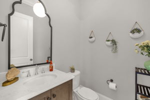 4262 Bridgehead Rd-22