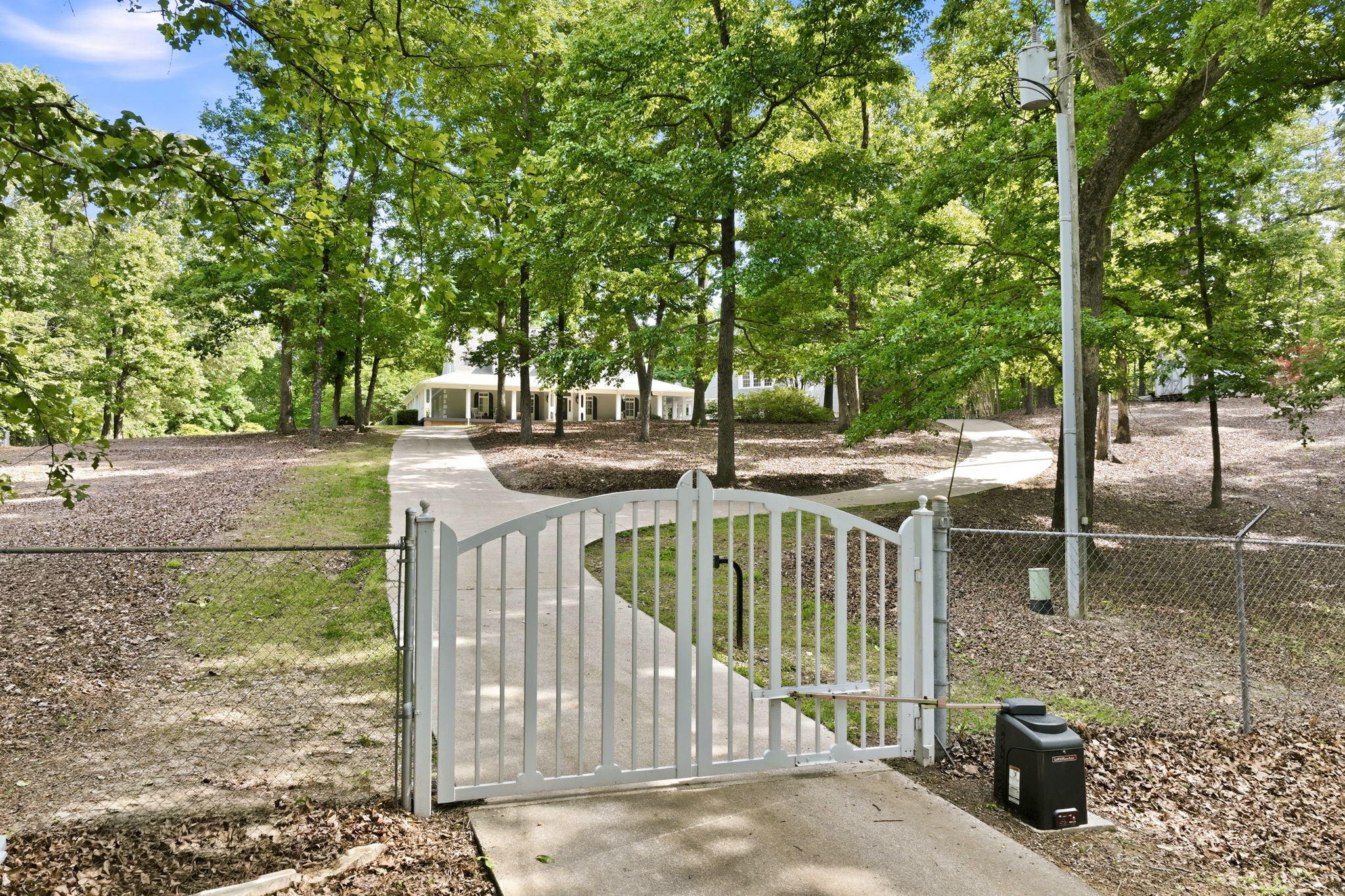  Photo 12