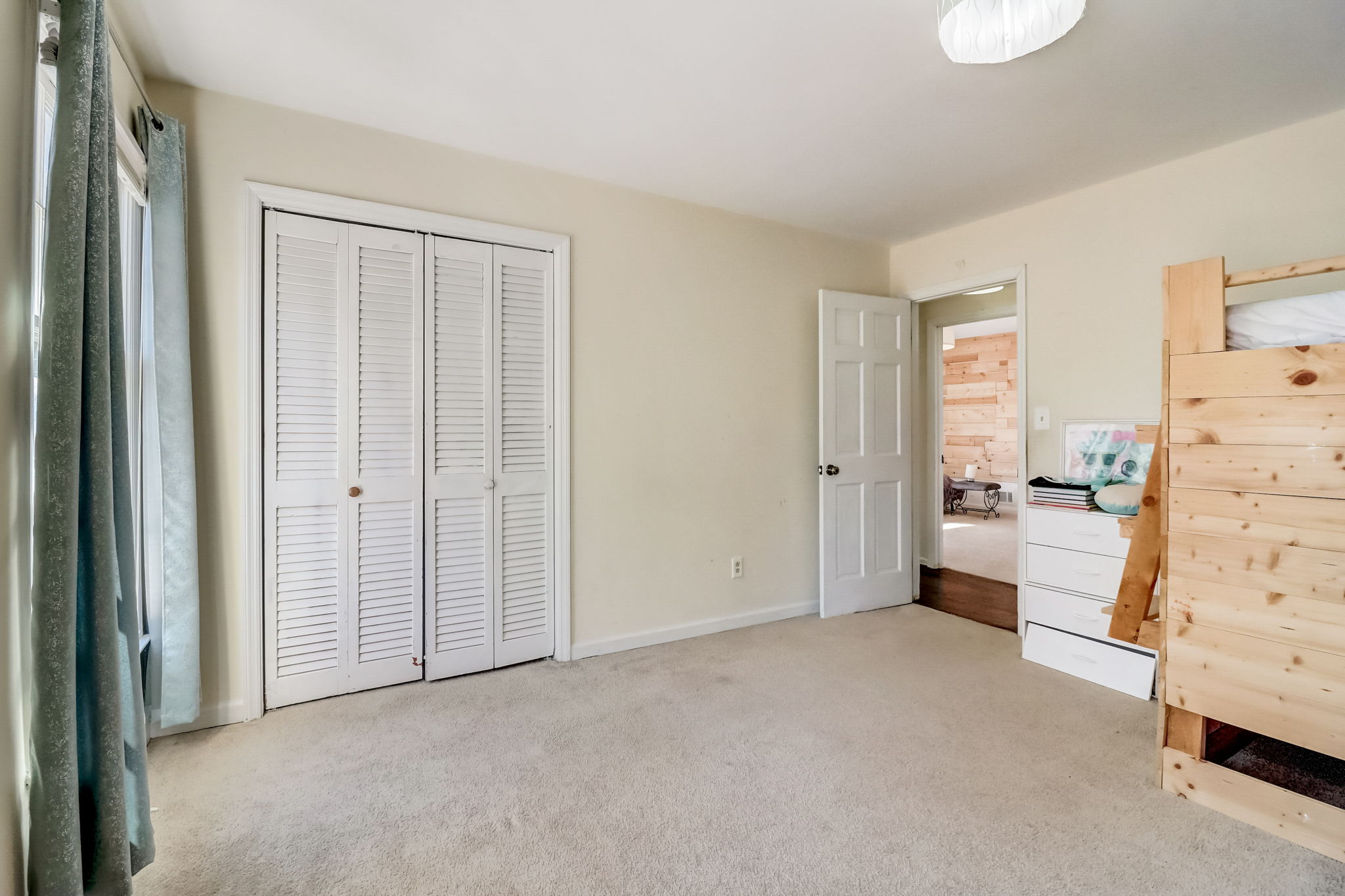 Hidden Valley Dr SW-041