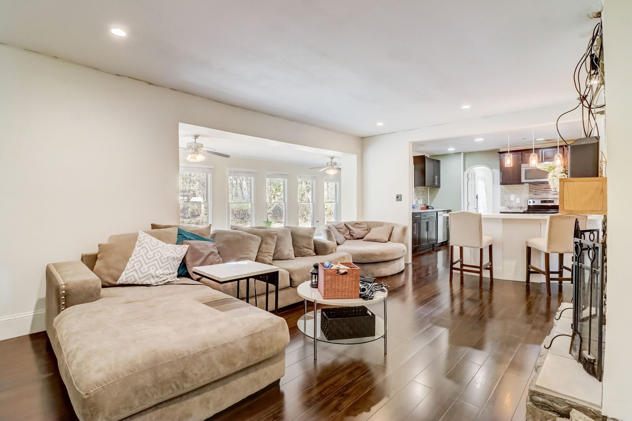 Hidden Valley Dr SW-016