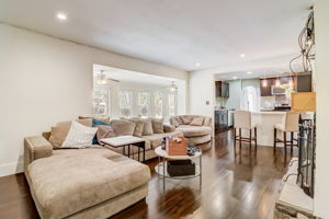 Hidden Valley Dr SW-016