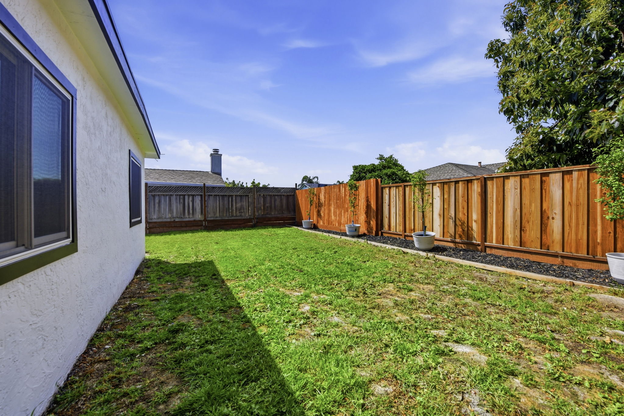 037_F8_42655 Charleston Way