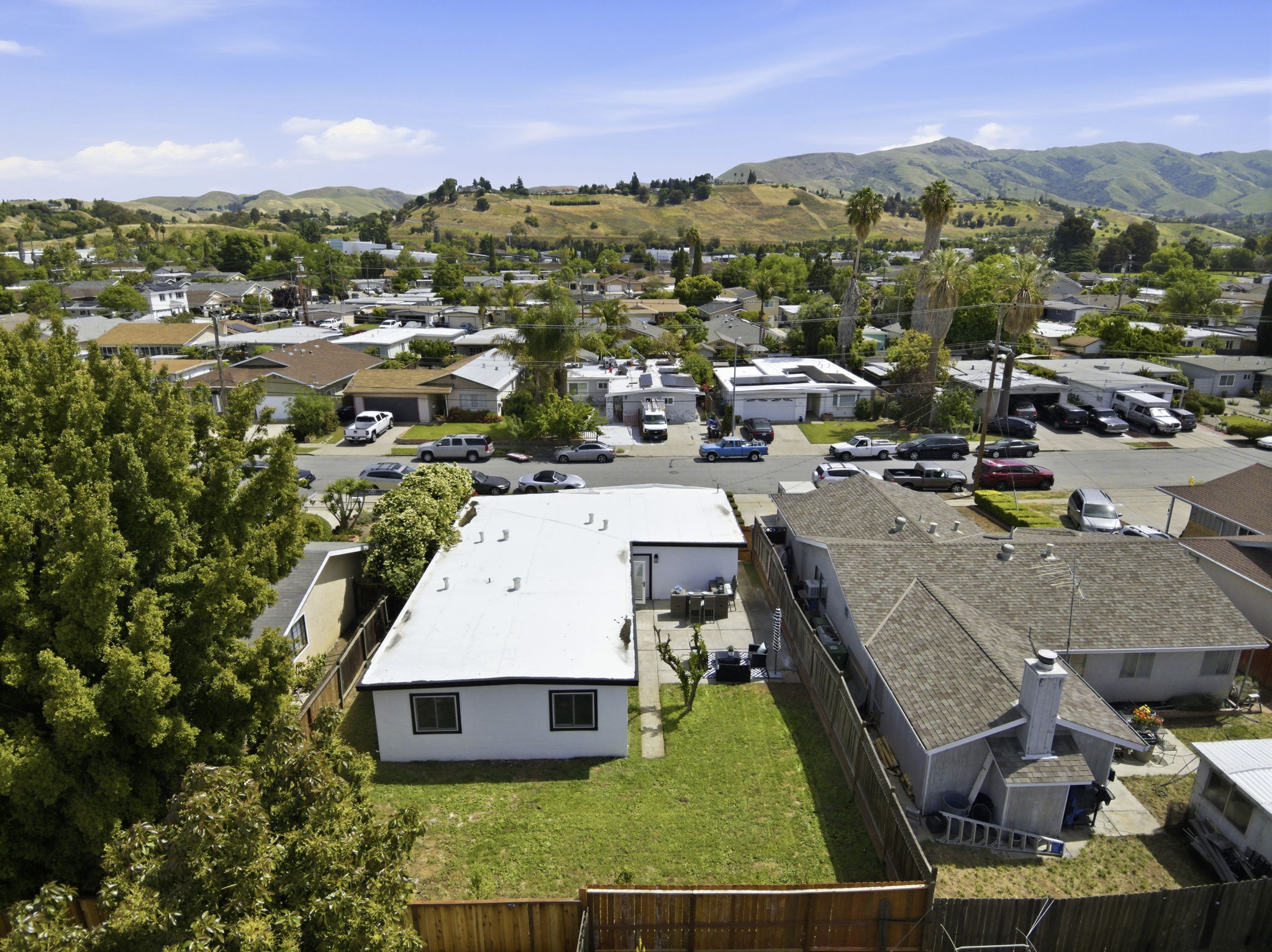 013_F8_AERIAL_42655 Charleston Way