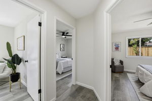 020_F8_42655 Charleston Way