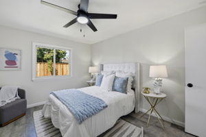 024_F8_42655 Charleston Way