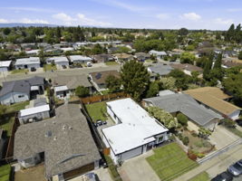 010_F8_AERIAL_42655 Charleston Way