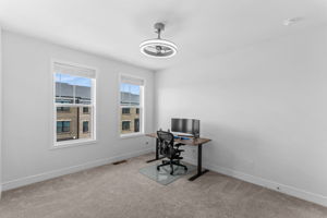  Photo 33