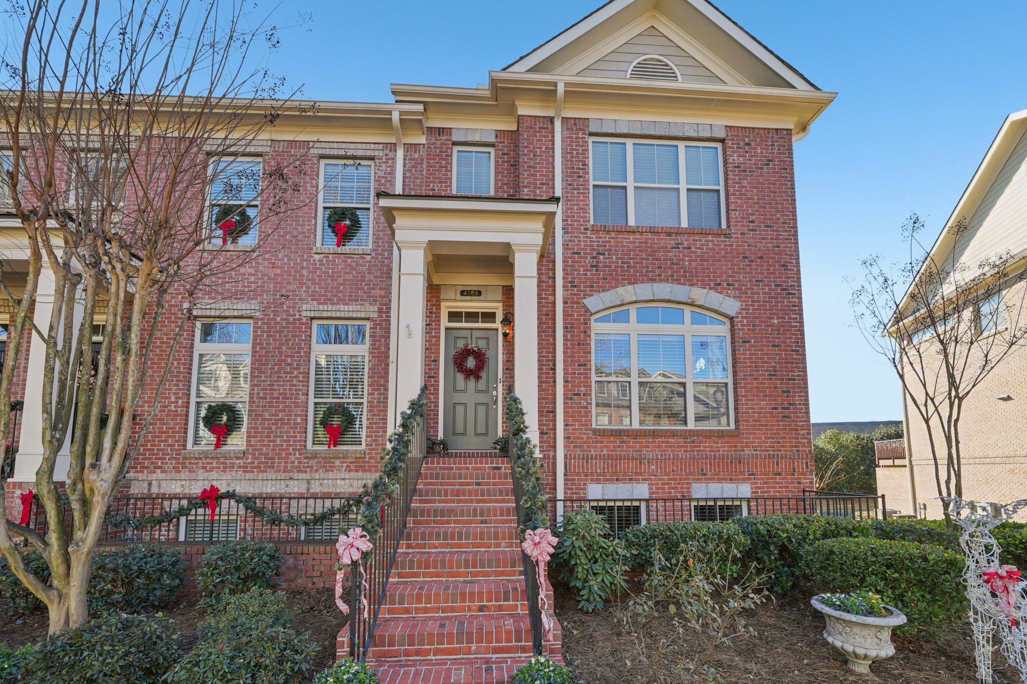 Baverton Dr-S1712-004.jpg