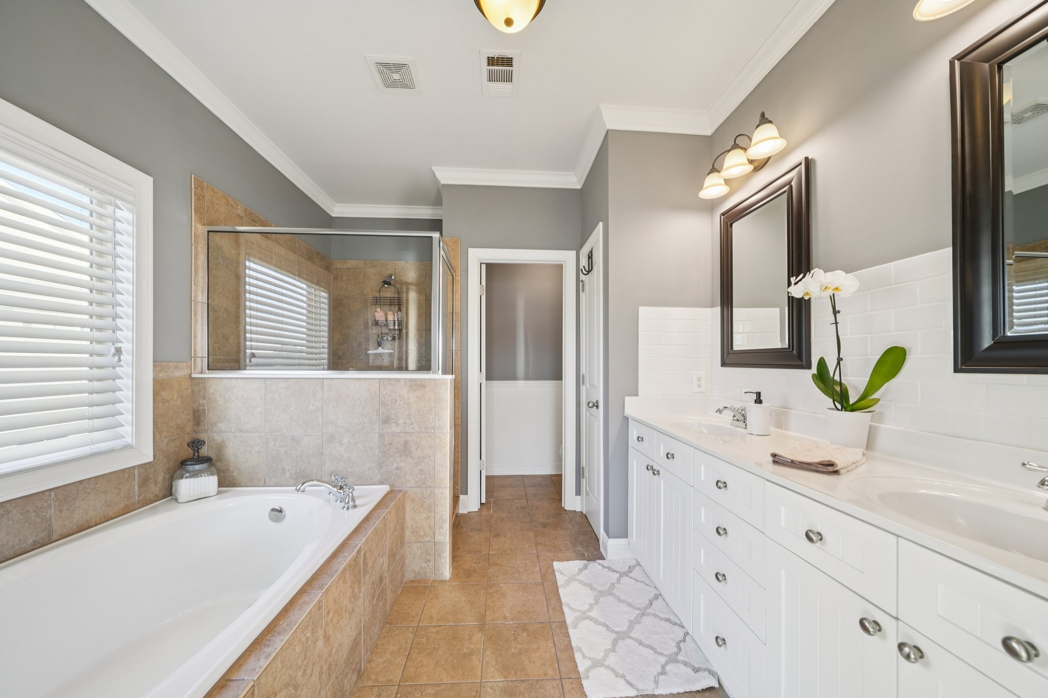 Baverton Dr-S1712-023.jpg