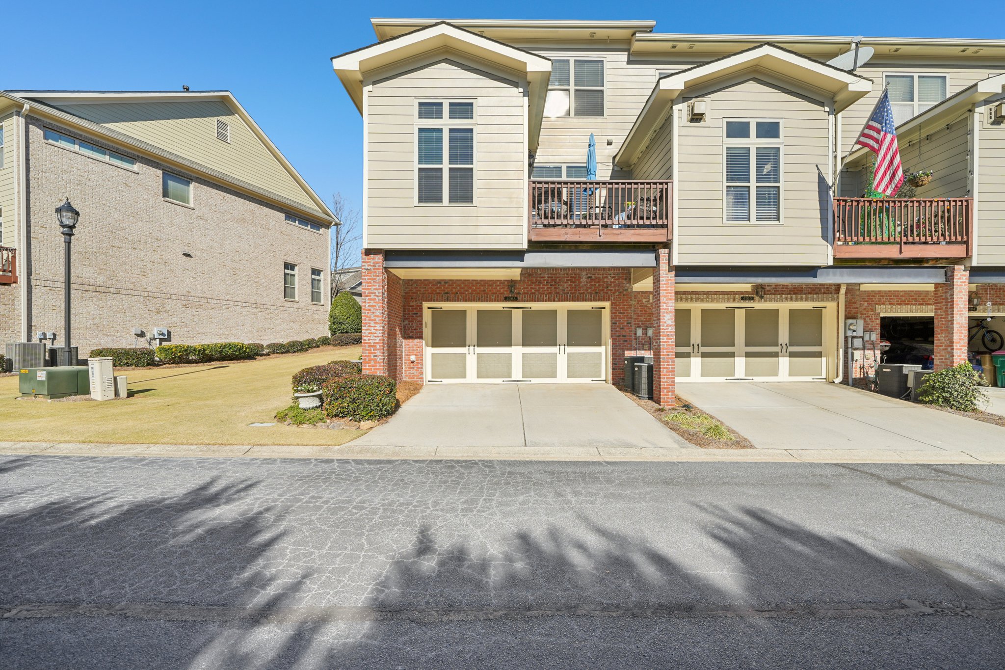 Baverton Dr-S1712-038.jpg