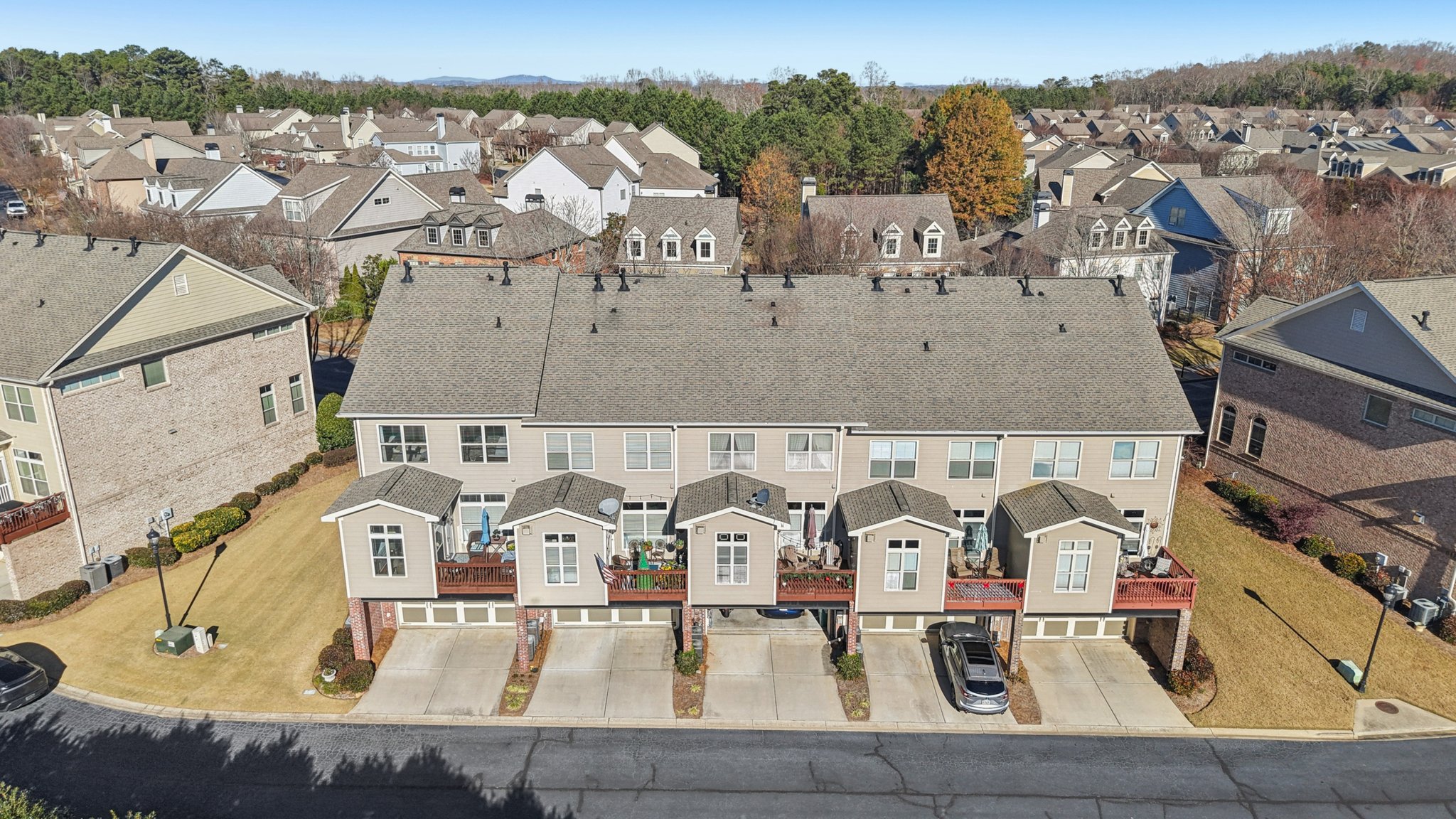 Baverton Dr-S1712-047.jpg