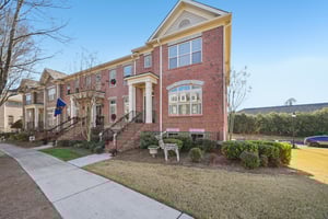 Baverton Dr-S1712-002.jpg