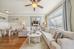 Baverton Dr-S1712-007.jpg