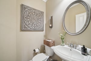 Baverton Dr-S1712-016.jpg