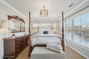 Baverton Dr-S1712-029.jpg